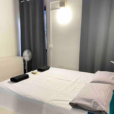 Low-Cost Teatro Romano Apartment Verona Luaran gambar